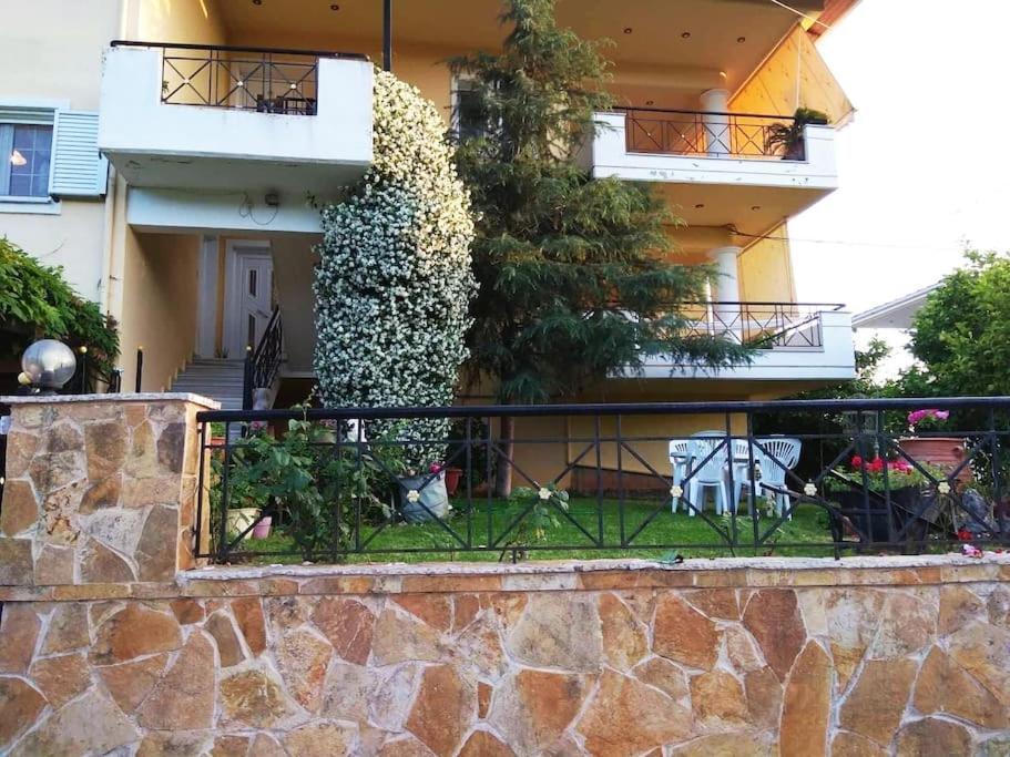 Apartamento Διαμέρισμα Στην Περιοχή Εθνικής Αντίστασης Igoumenitsa Exterior foto